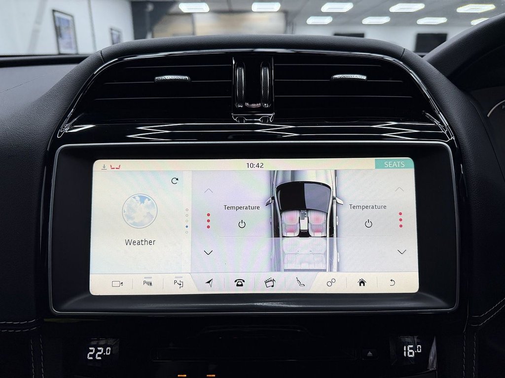 Used Jaguar F-Pace 2017 for sale - 77195288: Photo 31