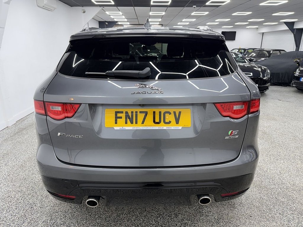 Used Jaguar F-Pace 2017 for sale - 77195288: Photo 4