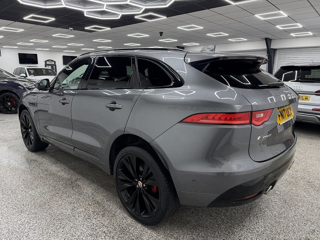 Used Jaguar F-Pace 2017 for sale - 77195288: Photo 5
