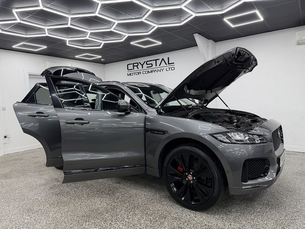 Used Jaguar F-Pace 2017 for sale - 77195288: Photo 8