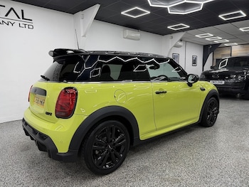 Used MINI Hatch 2023 for sale - 76707262: Photo