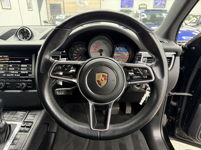 Used Porsche Macan 2014 for sale - 76707253: Photo 22