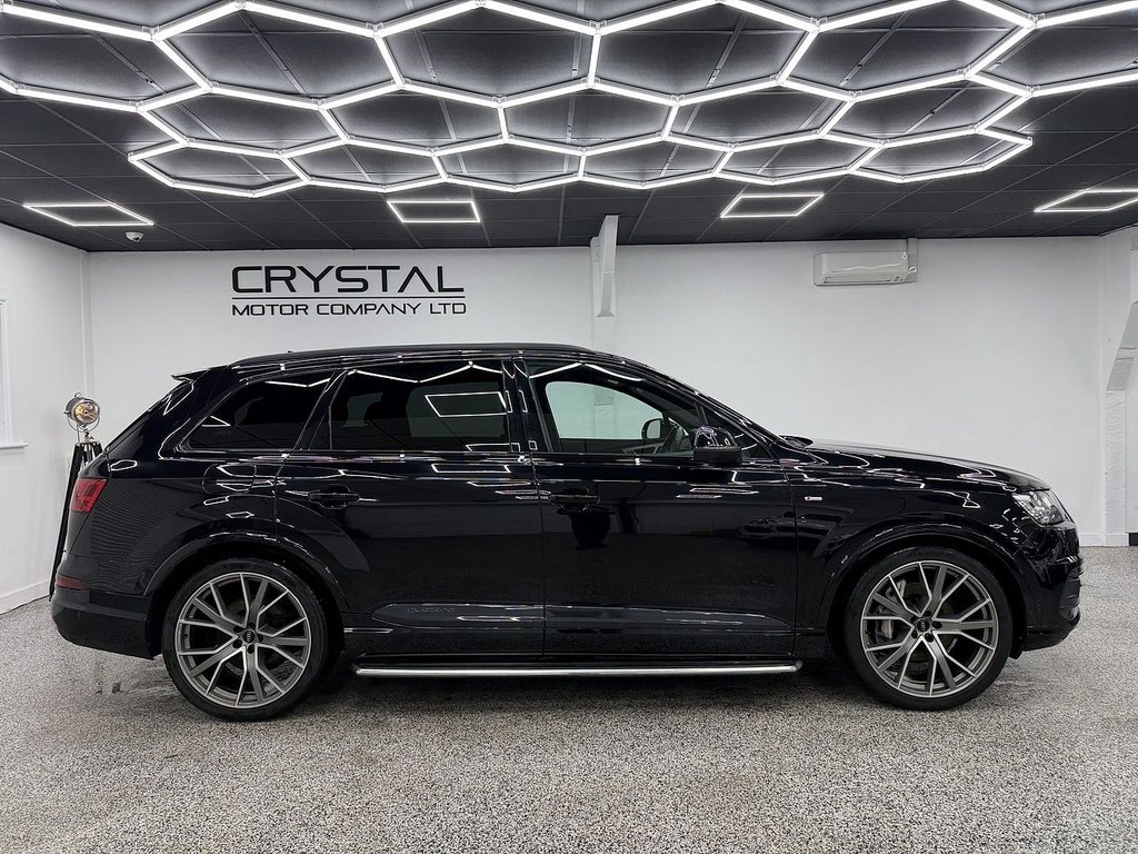 Used Audi Q7 2018 for sale - 77231923: Photo 2