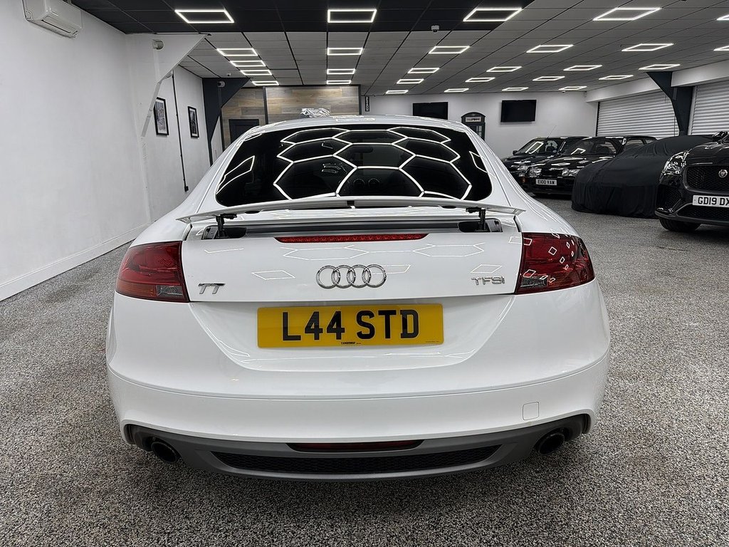 Used Audi TT 2011 for sale - 77231952: Photo 4