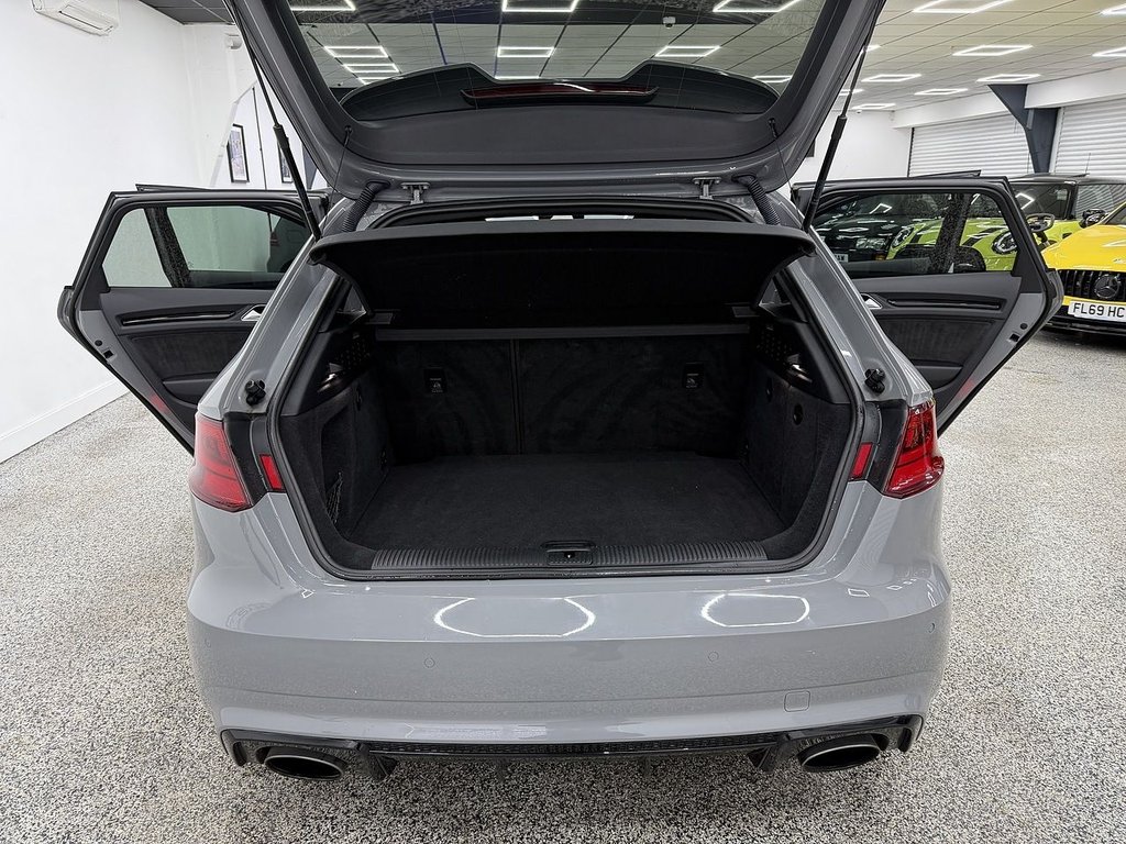 Used Audi RS3 2015 for sale - 77195317: Photo 12