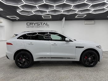 Used Jaguar F-Pace 2016 for sale - 76707243: Photo