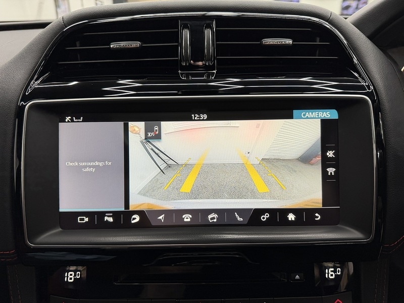 Used Jaguar F-Pace 2016 for sale - 76707243: Photo 30