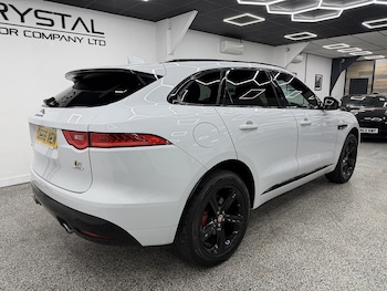 Used Jaguar F-Pace 2016 for sale - 76707243: Photo