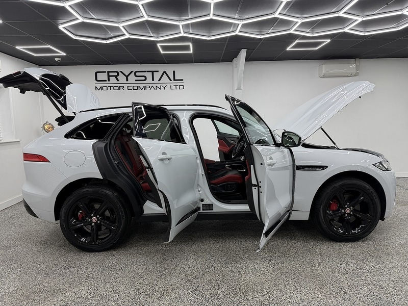 Used Jaguar F-Pace 2016 for sale - 76707243: Photo 9