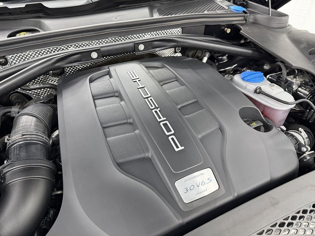 Used Porsche Macan 2014 for sale - 77231917: Photo 15