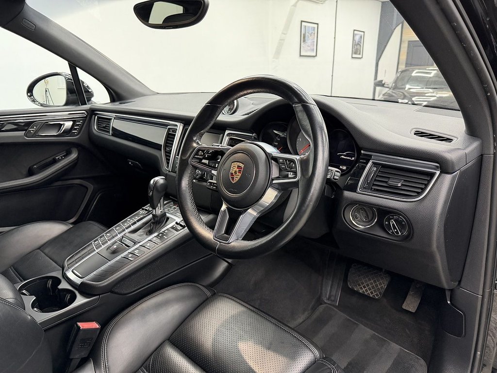Used Porsche Macan 2014 for sale - 77231917: Photo 16