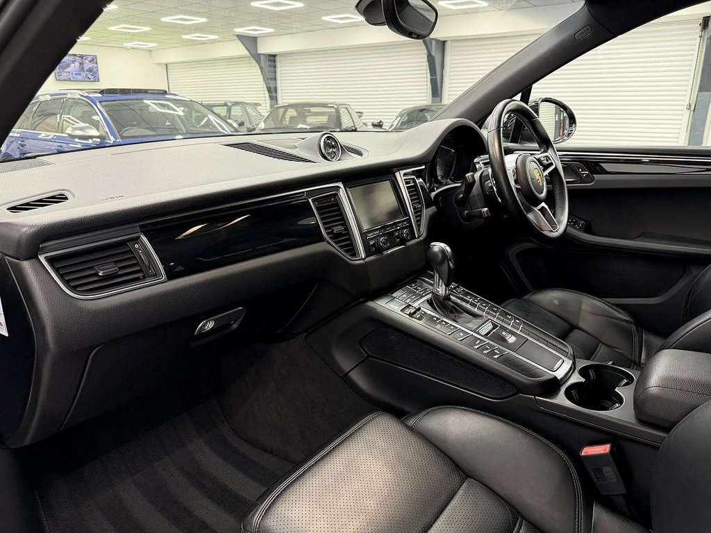 Used Porsche Macan 2014 for sale - 77231917: Photo 20