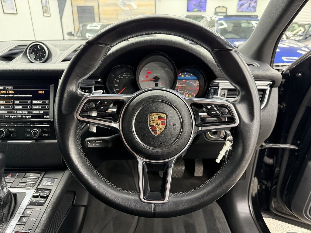 Used Porsche Macan 2014 for sale - 77231917: Photo 22