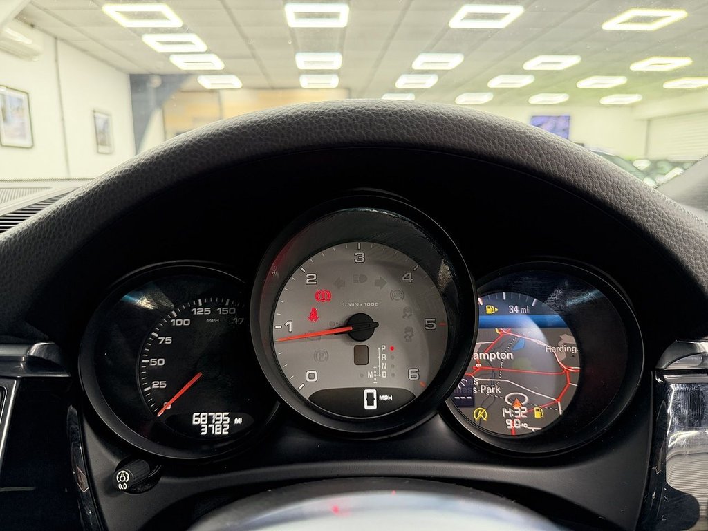 Used Porsche Macan 2014 for sale - 77231917: Photo 23