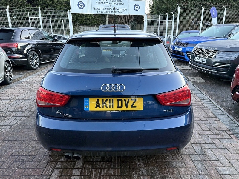 Used Audi A1 2011 for sale - 76763213: Photo 2