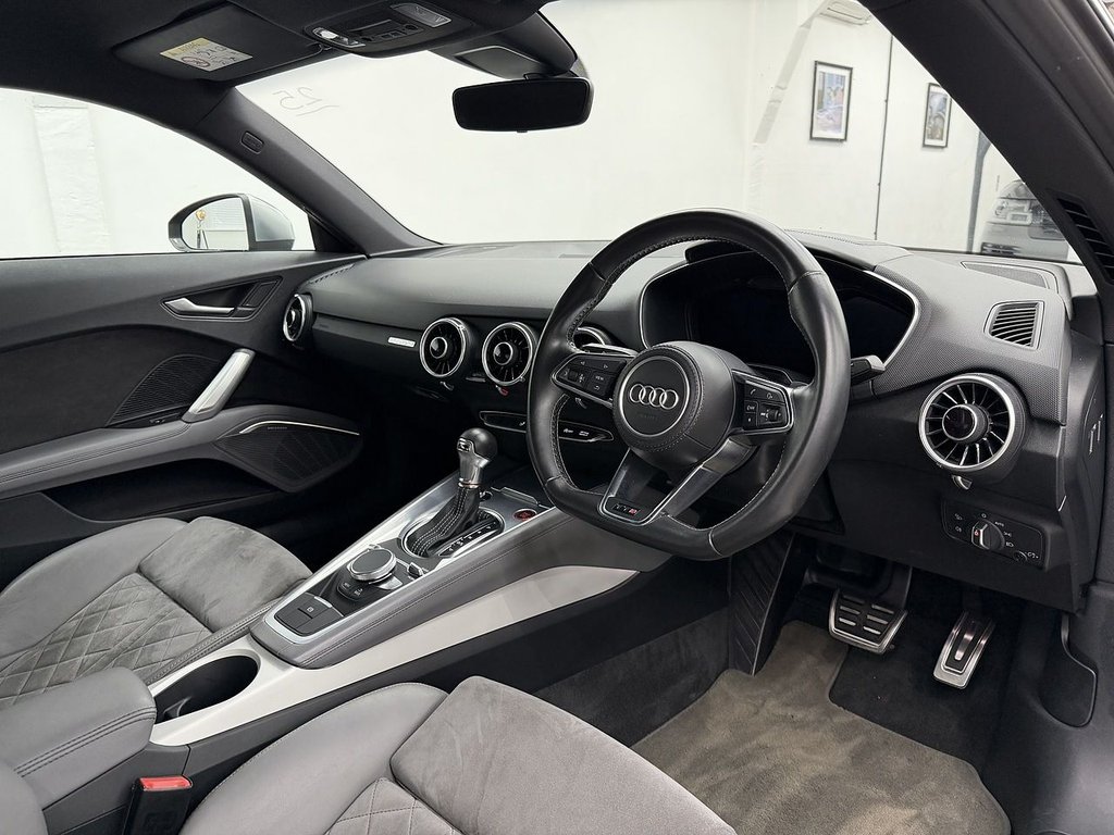 Used Audi TT 2015 for sale - 77195289: Photo 15