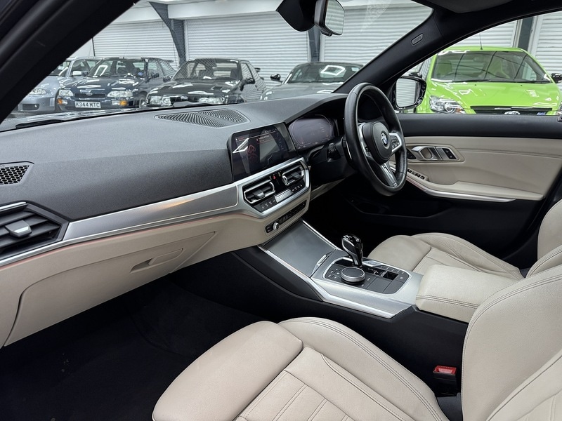 Used BMW 3 Series 2021 for sale - 76707305: Photo 22