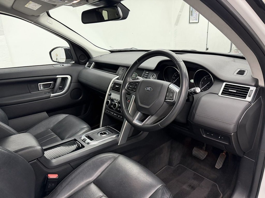 Used Land Rover Discovery Sport 2017 for sale - 77195274: Photo 16