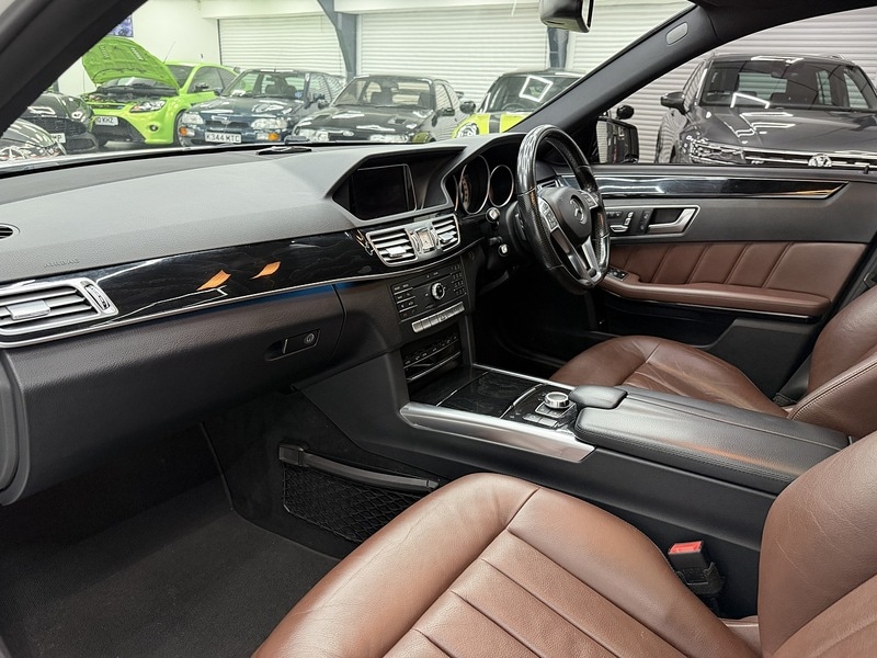 Used Mercedes-Benz E Class 2015 for sale - 76808345: Photo 20