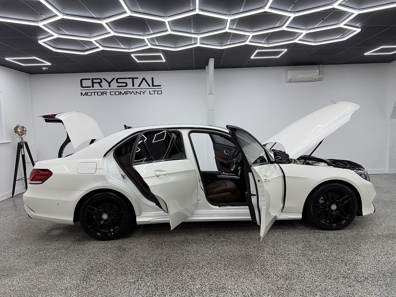 Used Mercedes-Benz E Class 2015 for sale - 76808345: Photo 9