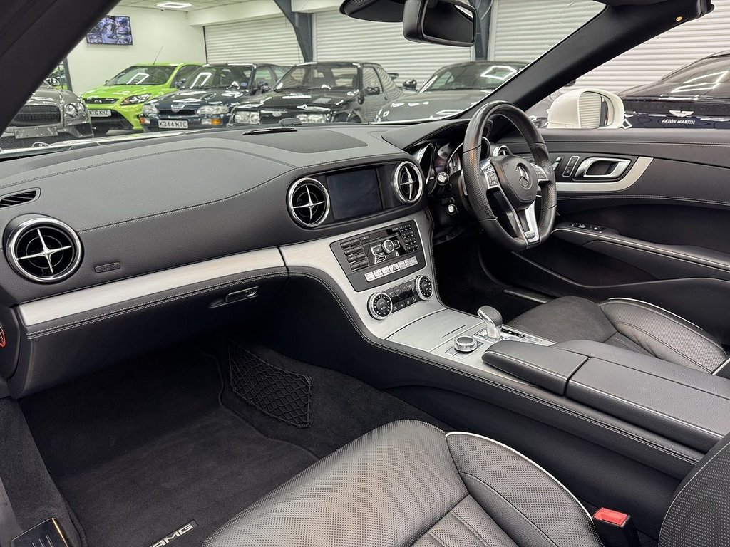 Used Mercedes-Benz SL 2015 for sale - 77231873: Photo 26