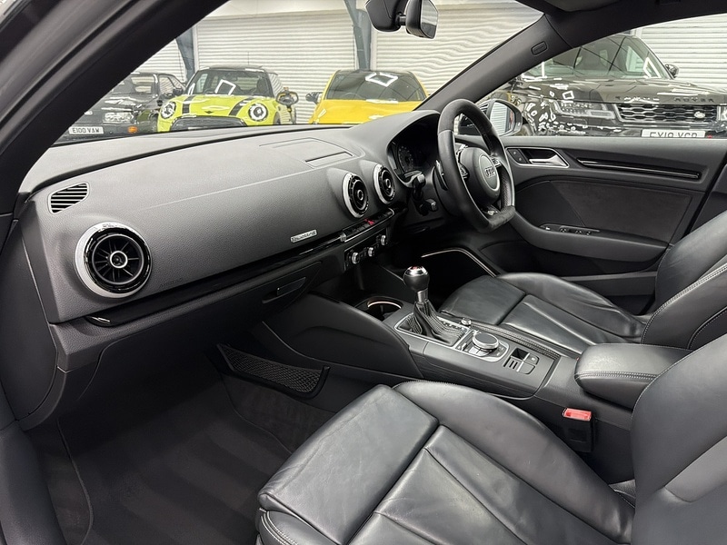 Used Audi RS3 2015 for sale - 76896574: Photo 21