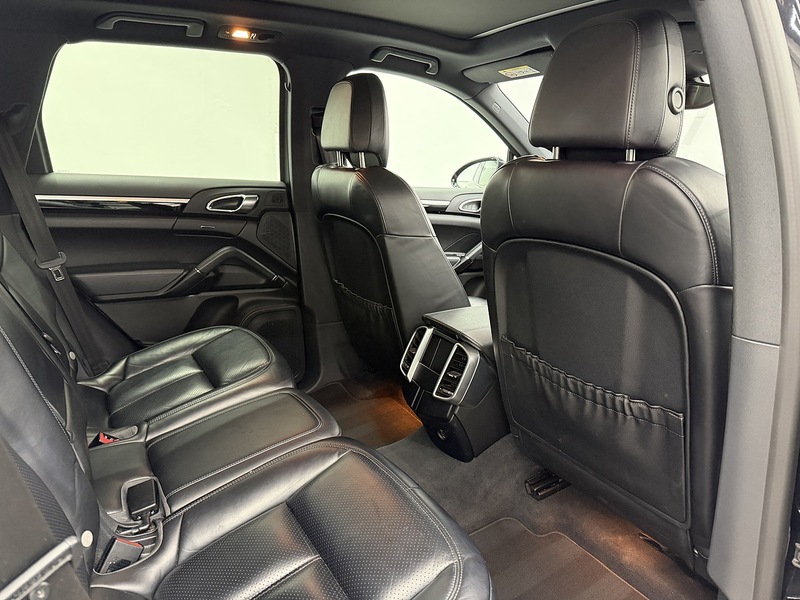 Used Porsche Cayenne 2017 for sale - 77135595: Photo 19