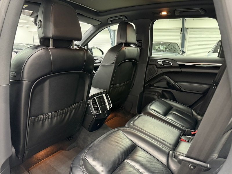 Used Porsche Cayenne 2017 for sale - 77135595: Photo 21