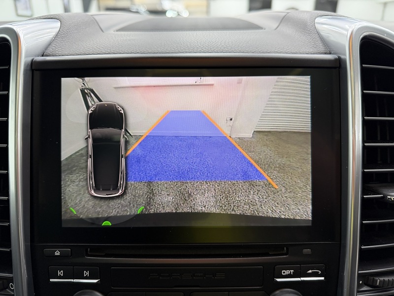 Used Porsche Cayenne 2017 for sale - 77135595: Photo 32