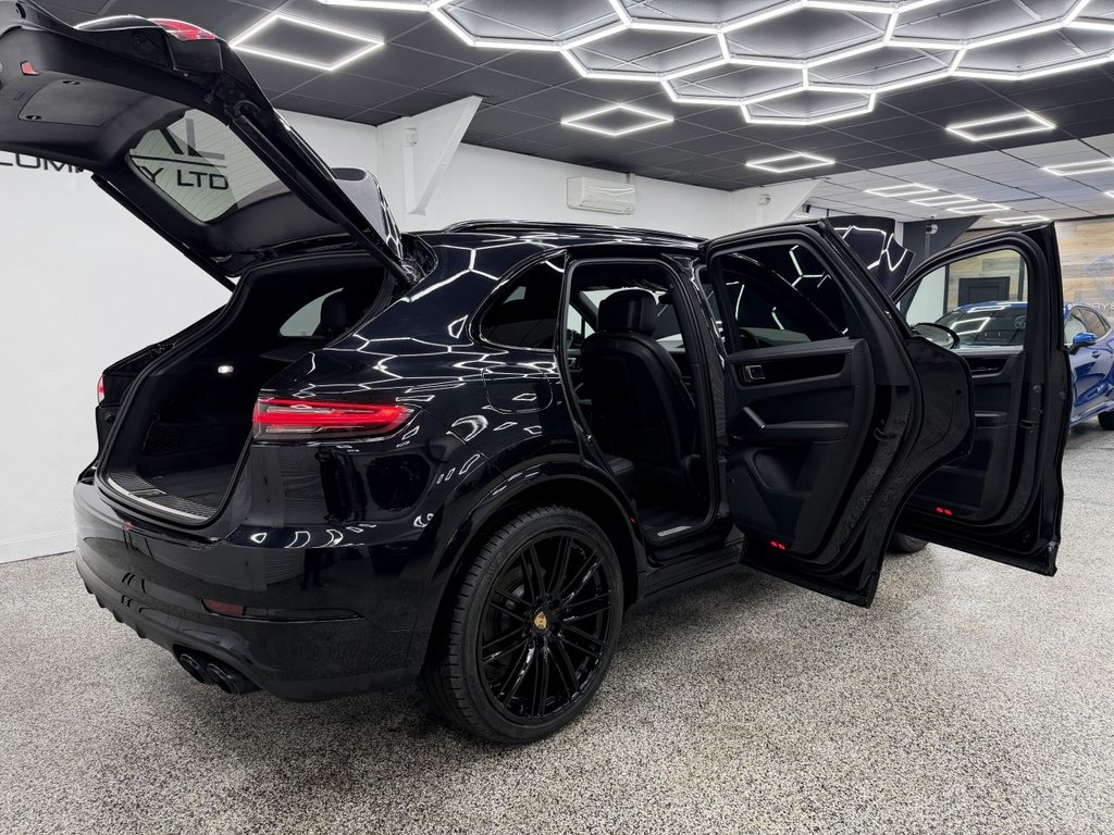 Used Porsche Cayenne 2020 for sale - 77231921: Photo 11