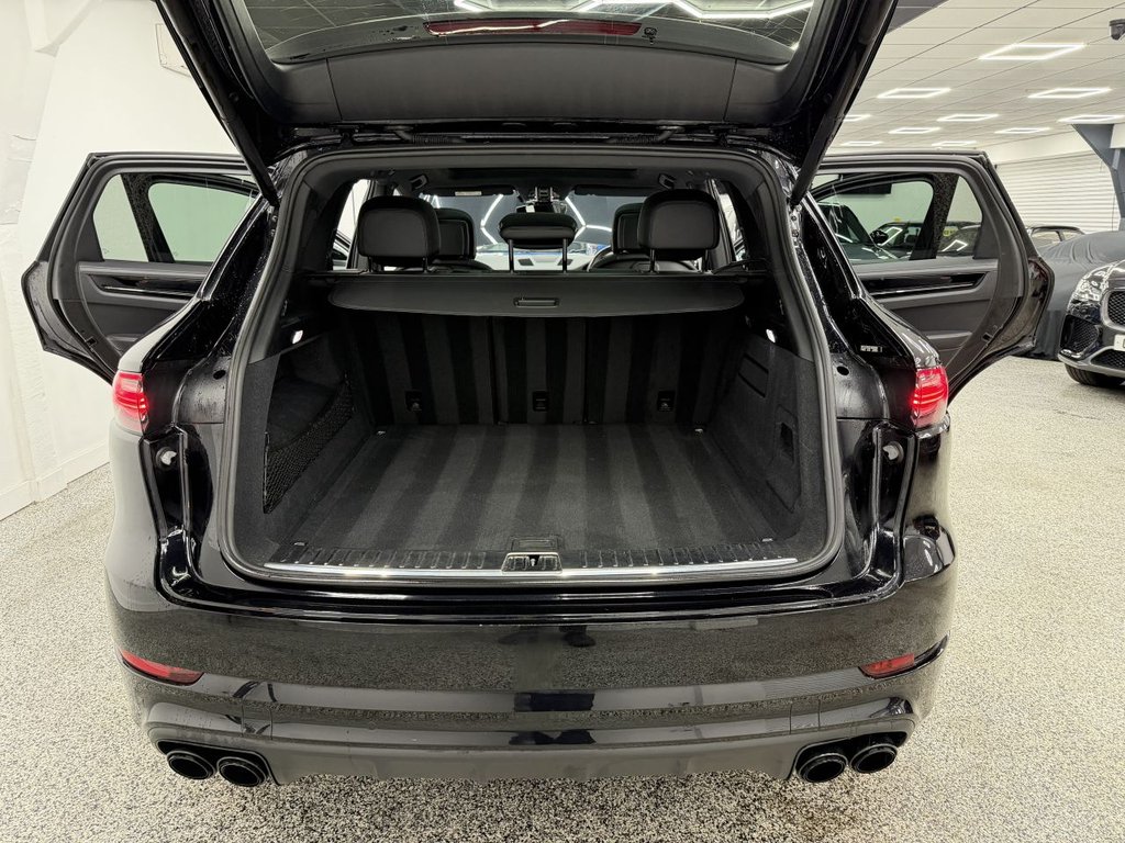 Used Porsche Cayenne 2020 for sale - 77231921: Photo 12