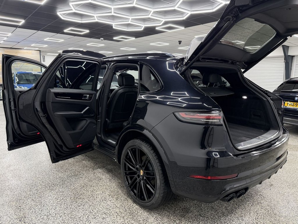 Used Porsche Cayenne 2020 for sale - 77231921: Photo 13