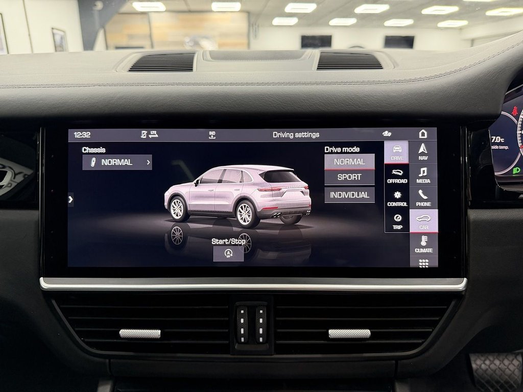 Used Porsche Cayenne 2020 for sale - 77231921: Photo 28