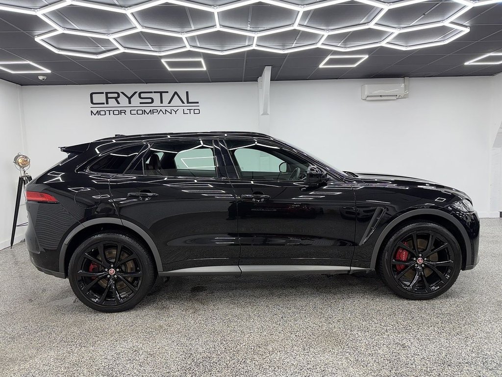 Used Jaguar F-Pace 2019 for sale - 77232063: Photo 2