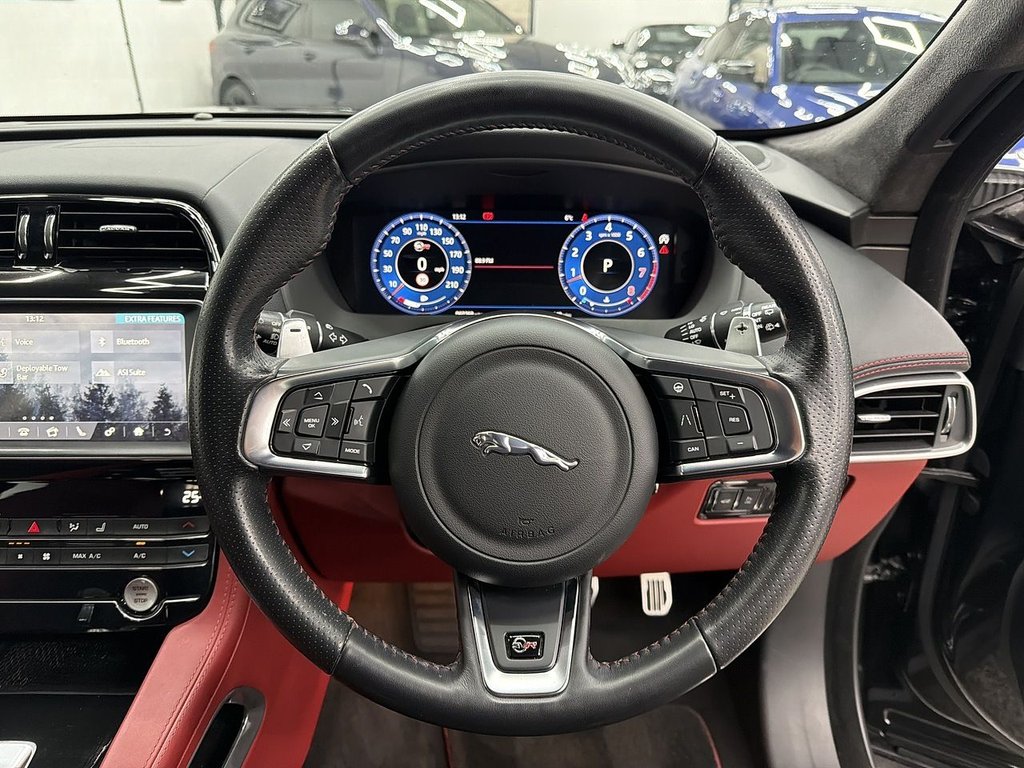 Used Jaguar F-Pace 2019 for sale - 77232063: Photo 24
