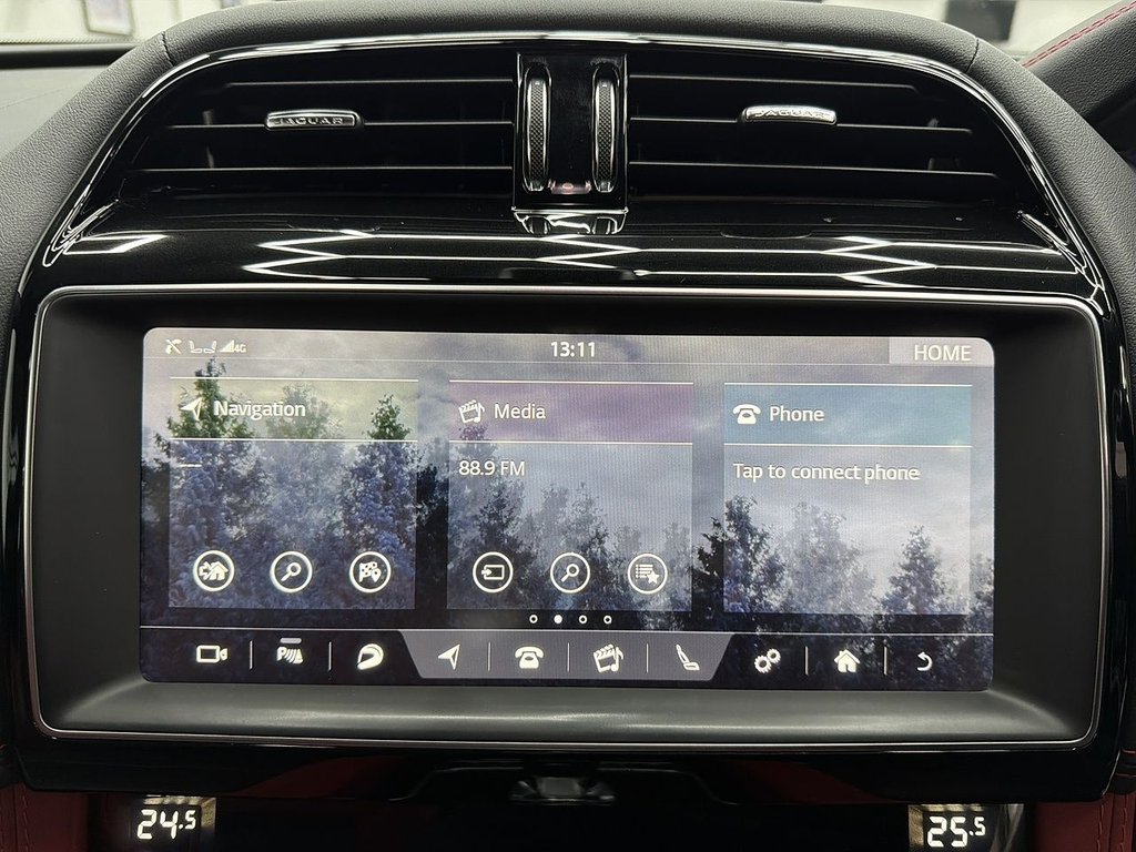 Used Jaguar F-Pace 2019 for sale - 77232063: Photo 27