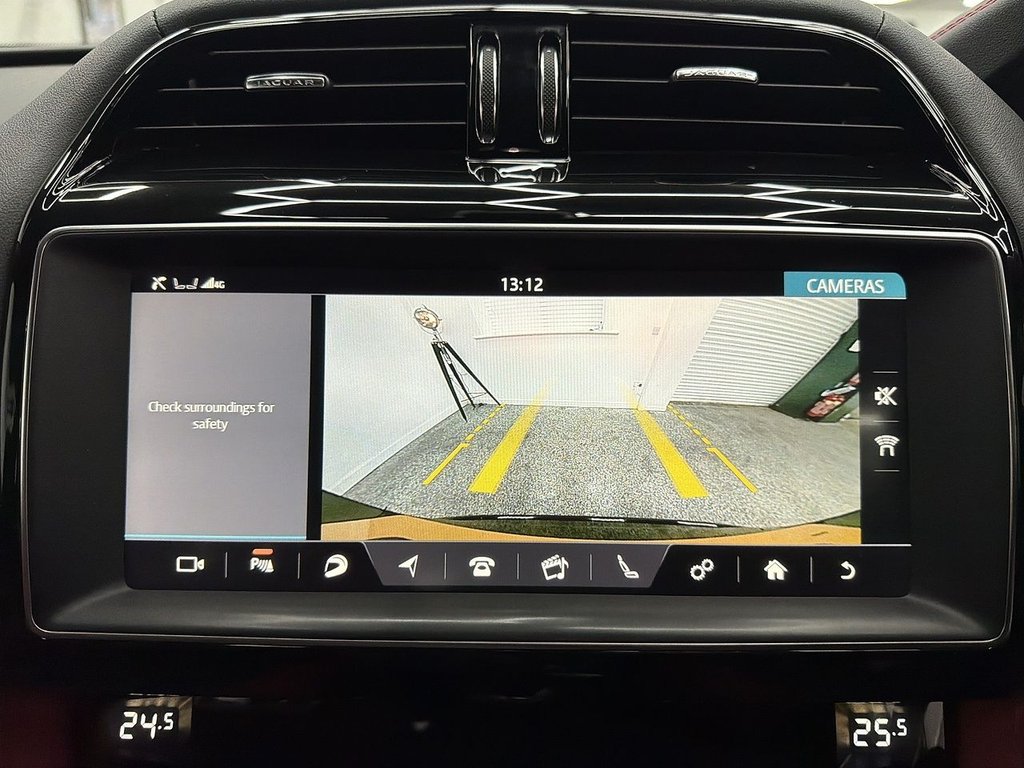 Used Jaguar F-Pace 2019 for sale - 77232063: Photo 34