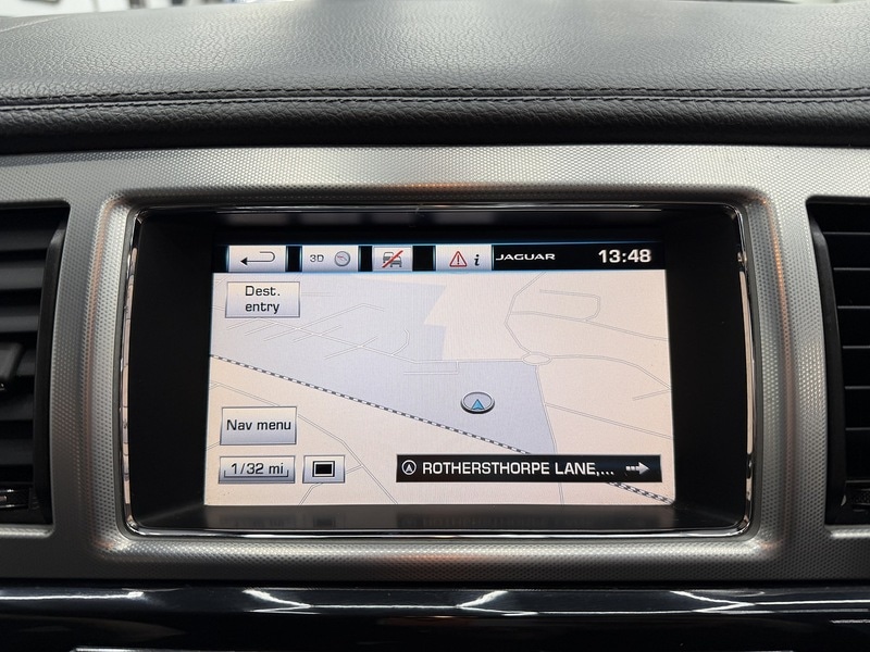 Used Jaguar XF 2015 for sale - 76707281: Photo 25