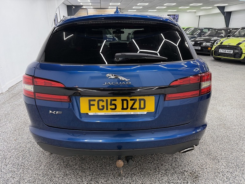 Used Jaguar XF 2015 for sale - 76707281: Photo 4