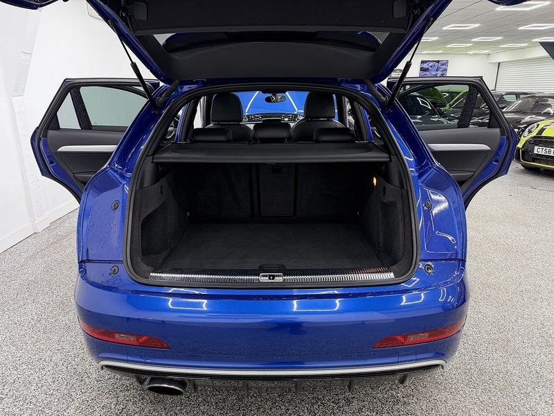 Used Audi RS Q3 2015 for sale - 76638626: Photo 11