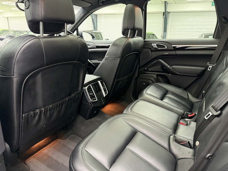 Used Porsche Cayenne 2018 for sale - 76707244: Photo 13