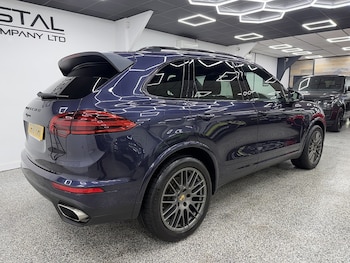 Used Porsche Cayenne 2018 for sale - 76707244: Photo