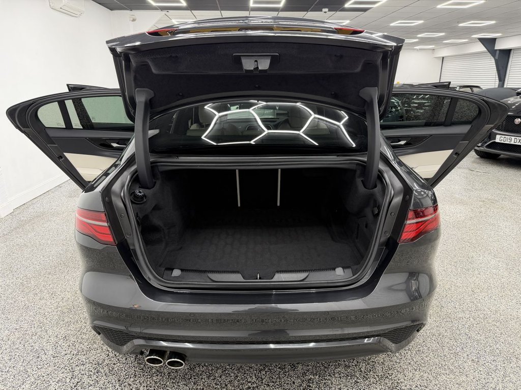 Used Jaguar XE 2023 for sale - 77231946: Photo 11