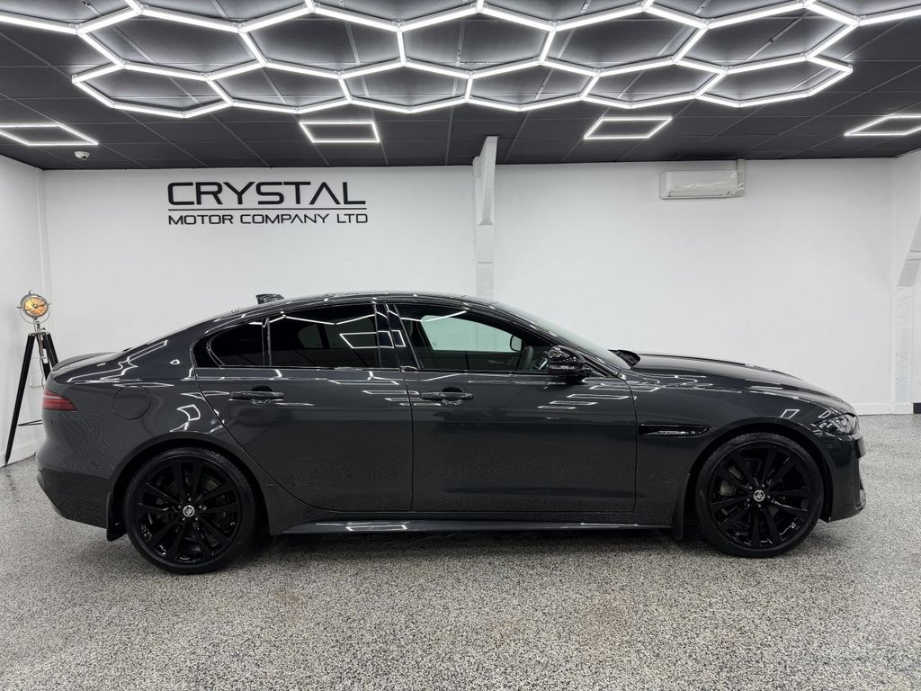 Used Jaguar XE 2023 for sale - 77231946: Photo 2