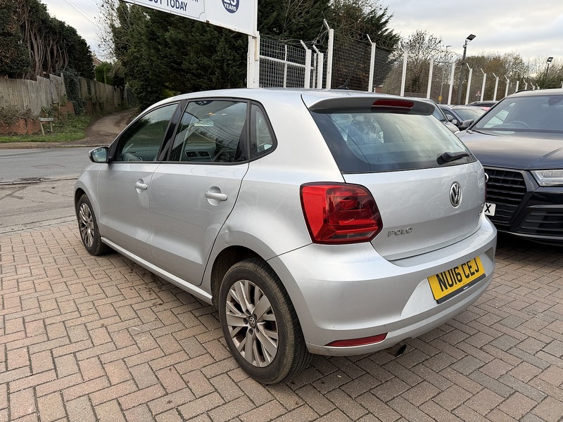 Used Volkswagen Polo 2016 for sale - 76707242: Photo 4