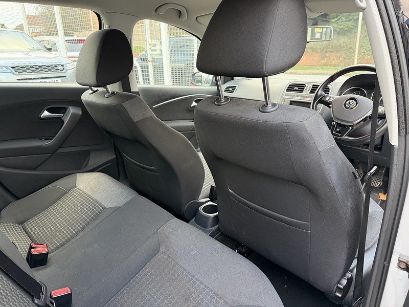 Used Volkswagen Polo 2016 for sale - 76707242: Photo 7