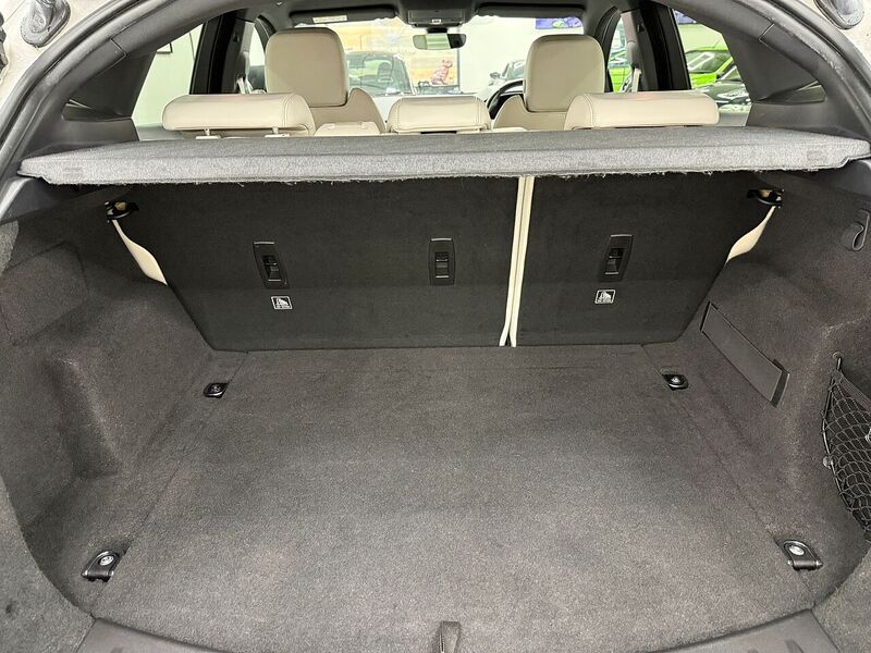 Used Jaguar E-Pace 2018 for sale - 76707275: Photo 17