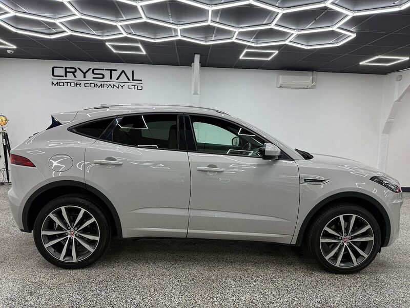 Used Jaguar E-Pace 2018 for sale - 76707275: Photo 2