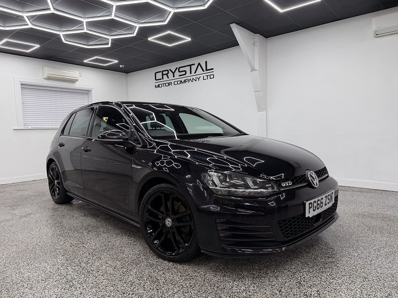 Used Volkswagen Golf 2017 for sale - 76707225: Photo 1