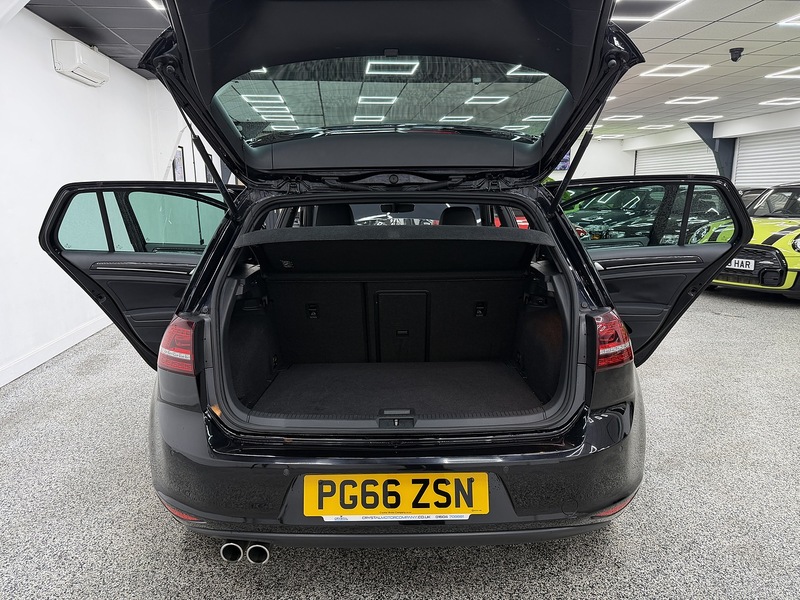 Used Volkswagen Golf 2017 for sale - 76707225: Photo 11